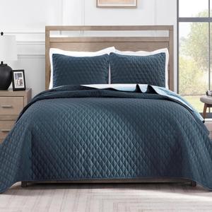 Exclusivo Mezcla Reversible California King Size Quilt Bedding Set with Pillow Shams, Lightweight Quilts Cal King Size, Soft Bedspreads Bed Coverlets for All Seasons - (Navy Blue, 112"x104")