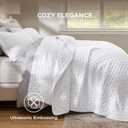 Bedsure King Quilt - Bright White Bedspread King Size & Lightweight Comforter, Modern Coverlet with Clover Pattern, Ultra Soft All-Season Bedding, 106 x 96 Inches | Stitch-Free Quilting, Ultra Soft, Lightweight, Machine Washable, Pet-Friendly