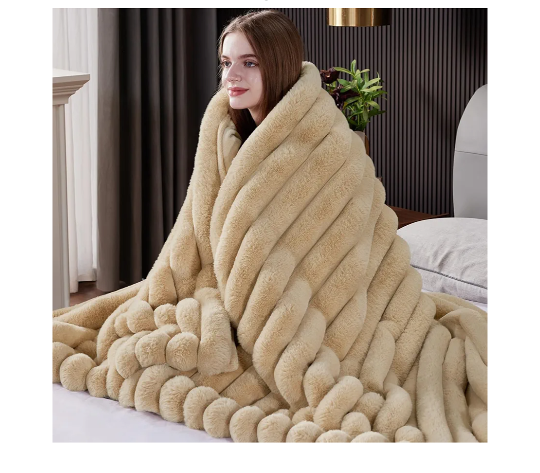 HaloRest Fluffy Faux Fur Throw Blanket, Thick 1000GSM Soft Cozy Throw Blankets for Bed, Luxury Plush Striped Warm Fuzzy Blanket for Couch LivingRoom Home Decor & Gifts(60"x 80", Beige)