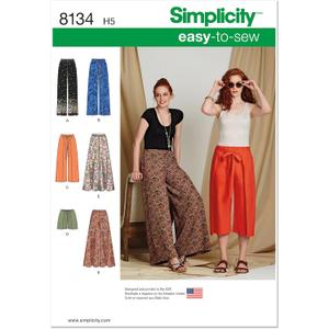 Simplicity 8134 Easy to Sew Women's Pants and Shorts Sewing Patterns, Sizes 14-22,White (Size: R5 (14-16-18-20-22), Multicolor)