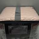 ELLEN TRACY 4 Piece Bedding Set Queen size. 1 Comforter 90×90 inch, 2 Comforter Shams 20×26 inch, 1 Quilt 90×90 inch