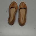 Amazon Essentials Women's Belice Slip On Ballet Flat (6, Camel)
