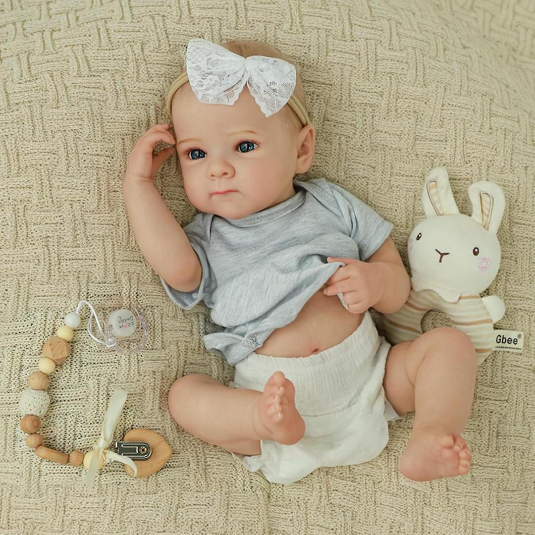 WOOROY Realistic Reborn Baby Dolls - 20 Inch Lifelike Newborn Baby Girl with Full Vinyl Body, Real Life Baby Doll Gifts Toy Set with Accessories for Kids Age 3+