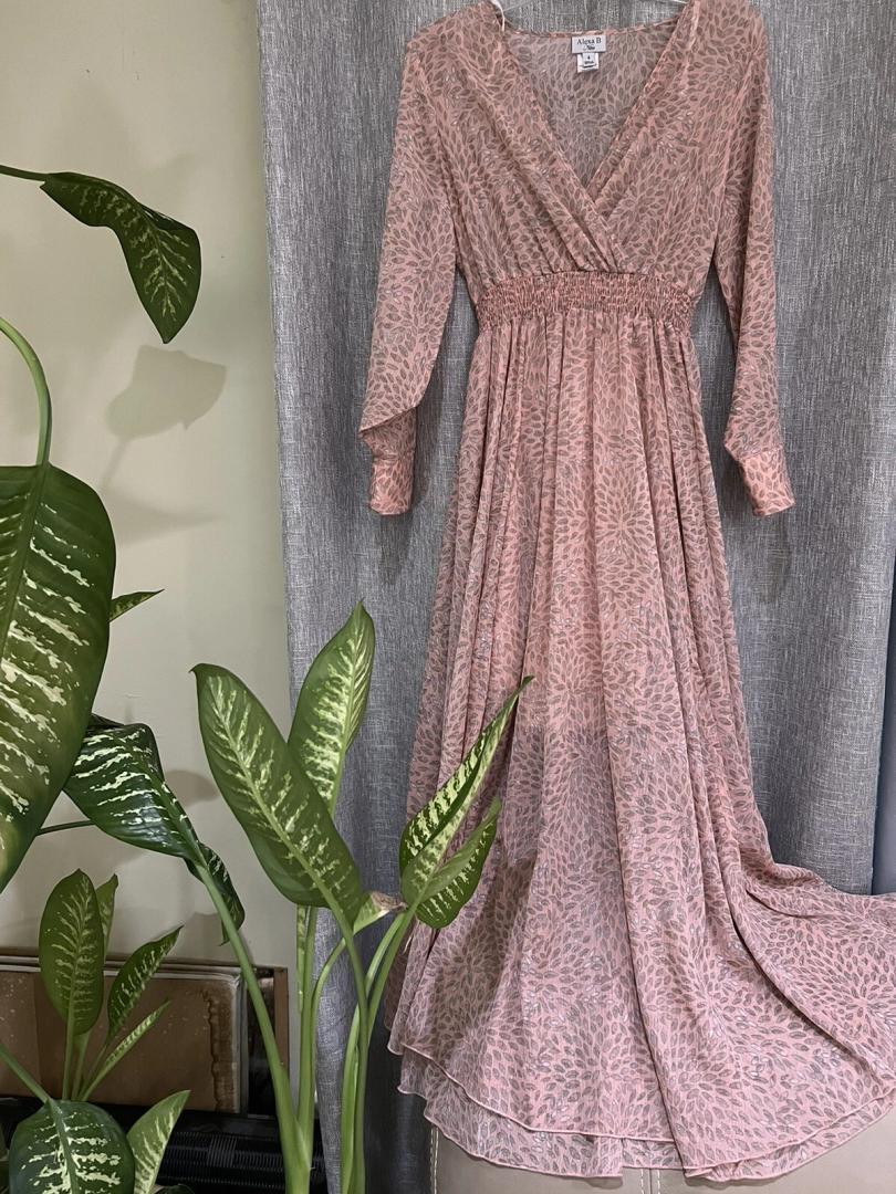 Alexa B Nites Dress Women Size 6 Maxi Shimmery Sheer GREEN 