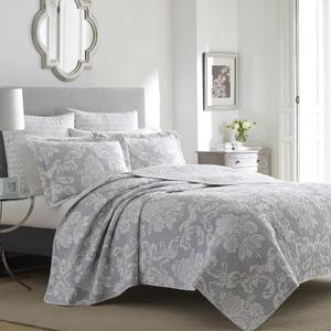 Laura Ashley - King Quilt Set, Cotton Reversible Bedding with Matching Shams, Lightweight Home Decor Ideal for All Seasons (Venetia Grey, King)