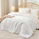 Bedsure Oversized King Comforter Set - White Comforter, Boho Tufted Distressed Vintage Bedding for Kids, 3 Pieces Farmhouse-Style Bed Set for All Seasons, Fluffy Soft Bedding with 2 Pillow Shams