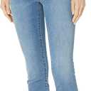 Amazon Essentials Women's Mid-Rise Stretchy Skinny Jeans, Light Blue, 8