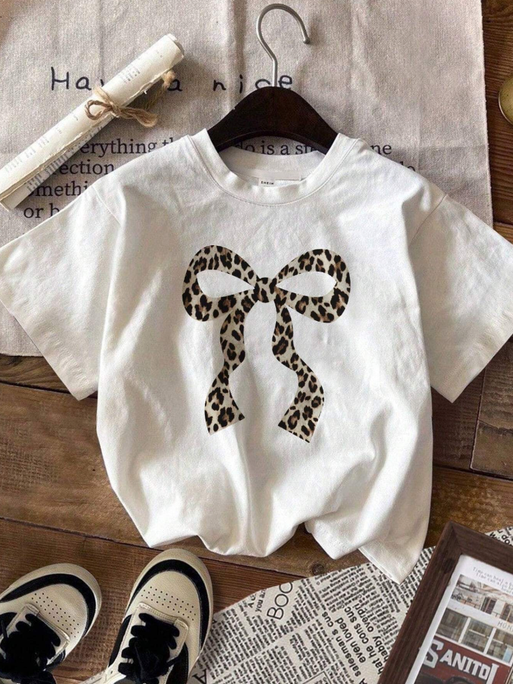 Women's Bow Graphic Tees Short Sleeve Crew Neck Summer T Shirt Tops for Women Trendy White Bowknot L