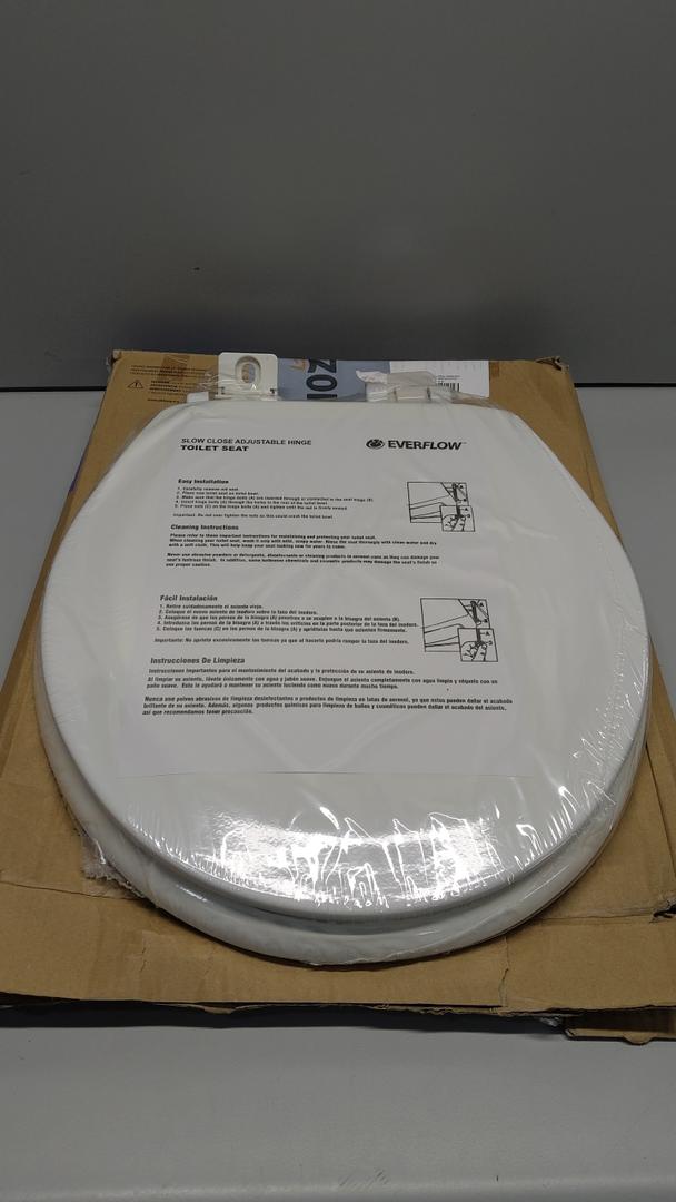 Premium Round Toilet Seat with Slow-Close Design & Adjustable Hinges - Molded Wood Toilet Seat - Fits Standard Round Toilets - Round Seat in White