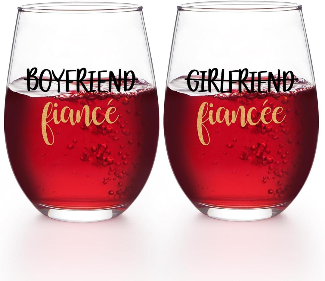 Futtumy Fiance and Fiancee Wine Glass 17Oz, Engagement Gifts for Couples, Engagement Gift, Gifts for Newly Engaged Couples, Engaged Gift for Boyfriend Girlfriend Him Her Bride Bride to Be
