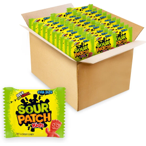 SOUR PATCH KIDS Soft & Chewy Candy, Bulk Candy, 140 Snack Packs BBD Sep. 03, 2026