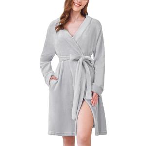 Ekouaer Women's Robes Short Plush Bathrobe Knee Length Warm Soft Jacquard Robe Winter House Coat with Pockets XXL (Light Grey)