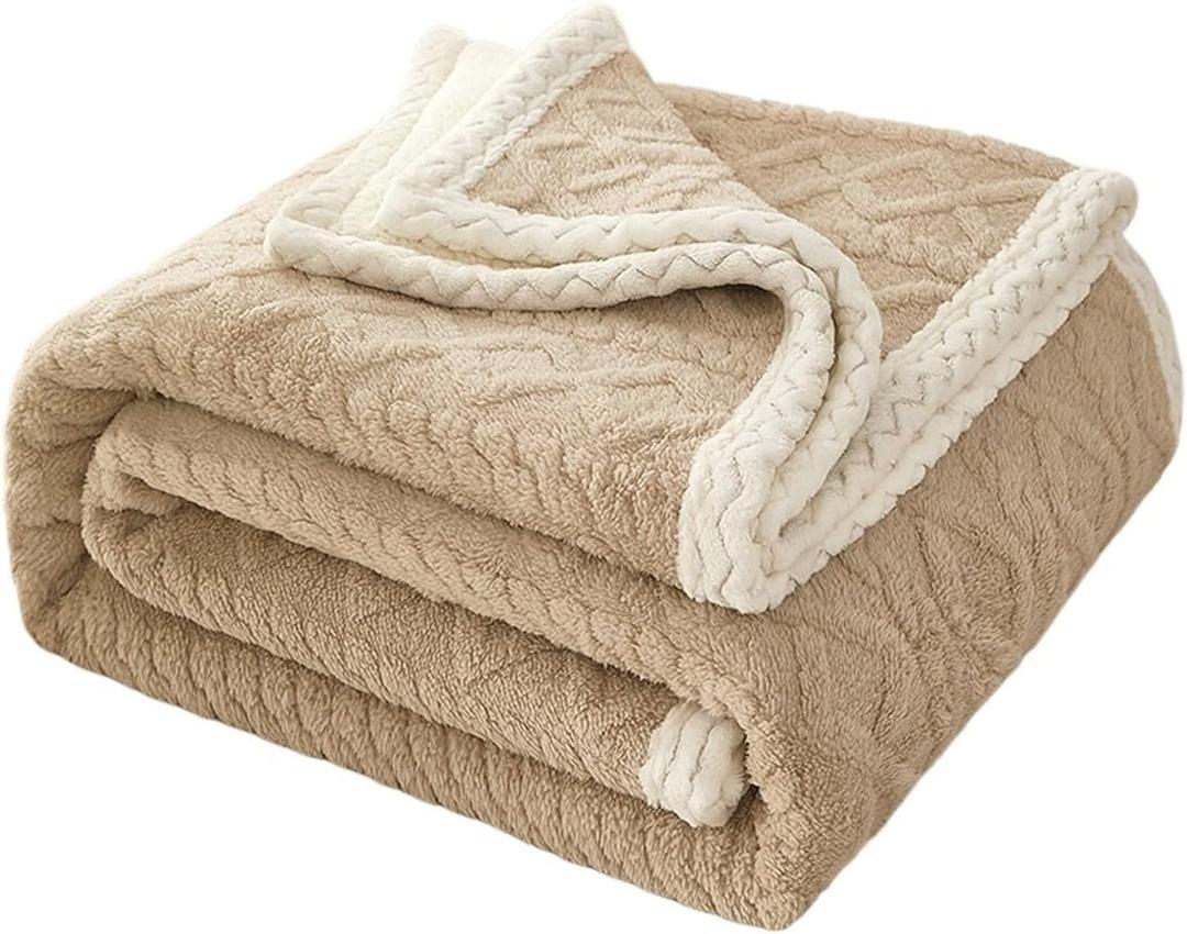 Throw Blanket, Super Soft & Warm Striped Fleece Blanket, Cozy Fluffy Blanket All Season Use,Soft Fuzzy Plush Christmas Blanket Gift for Women (Card,180X 200cm/71X78IN)