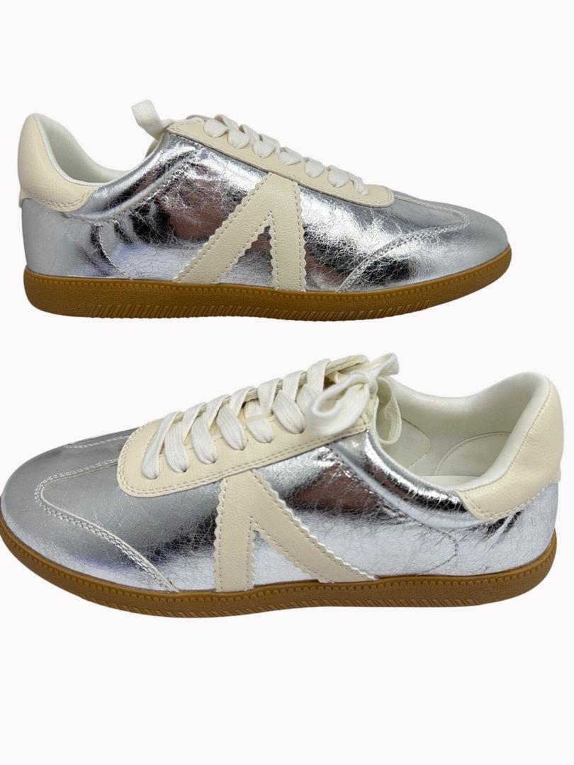 MIA girl Womens 8 Silver Metallic Lace Up Sneakers Cream Accents