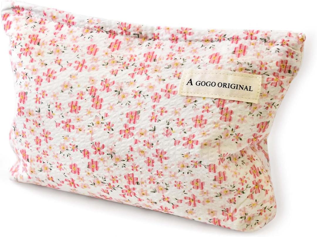 Aesthetic Makeup Bag Cotton, Quilted Floral Make up Bags, Travel Toiletry Bag Women, Daily Use Cosmetic Bags for Girls, Pink Makeup Bag for Purse, Cosmetics Organizer Pouch (Pink)