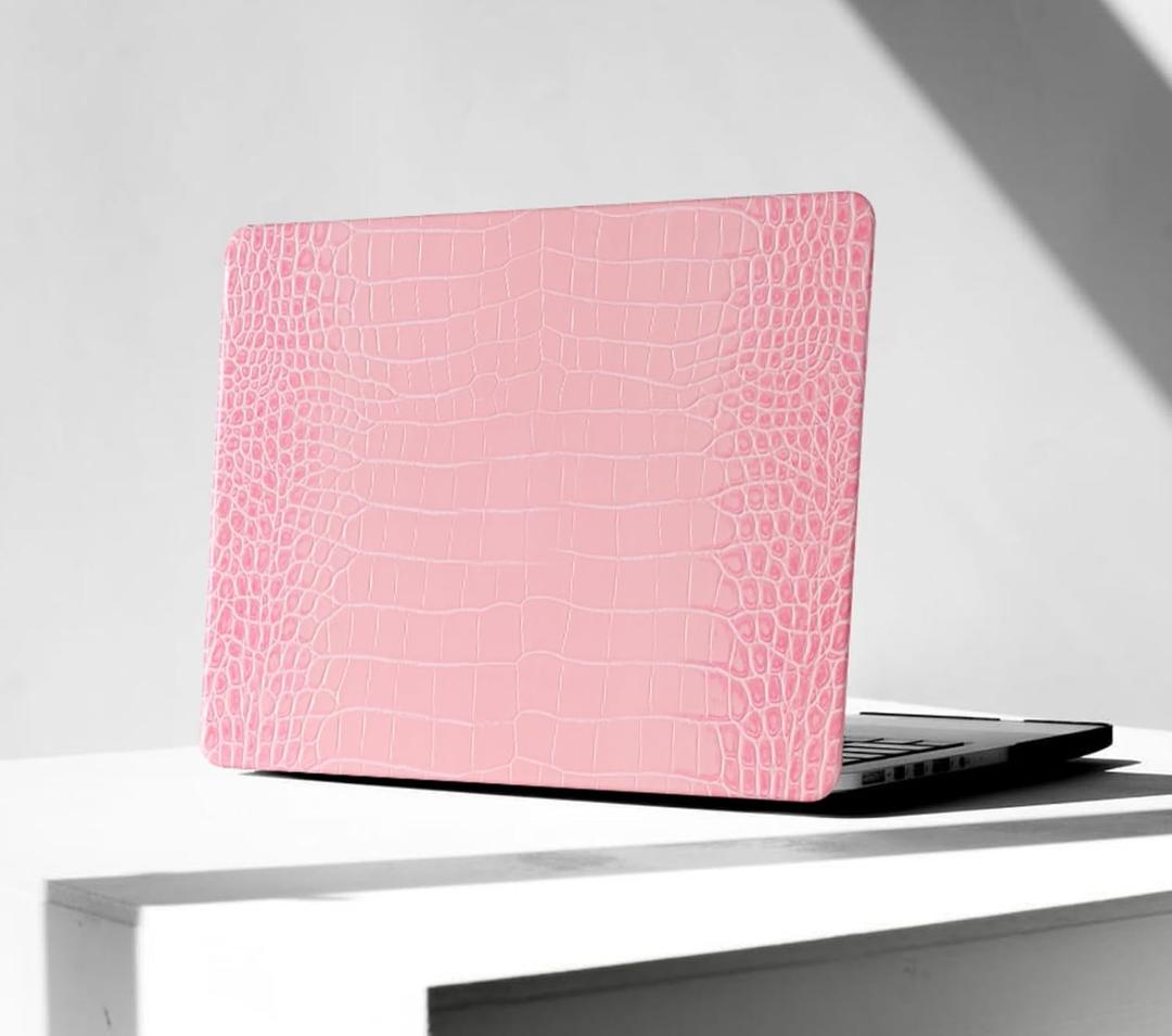 KEROM Compatible for MacBook Air 13 inch Case 2026 M5, 2022-2025 M4/M3/M2 A3449 A3240 A3113 A2681, Textured Luxury Crocodile Aligator Skin Snakeskin PU Leather Hardshell Case & Keyboard Cover, Pink