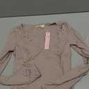 QINSEN Women's Long Sleeve V Neck T Shirts Double Lined Crop Top Seamed Cup Going Out Tops (Medium)