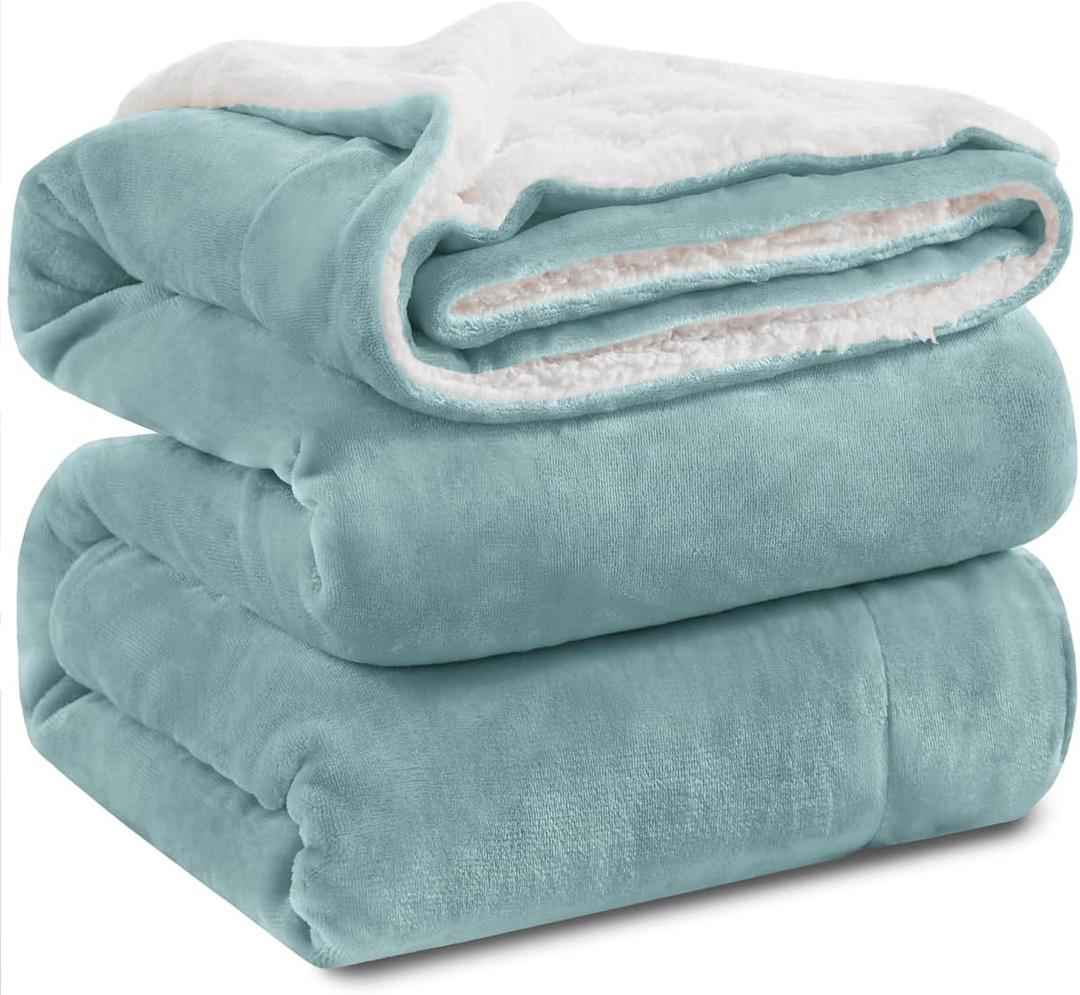 KAWAHOME Sherpa Fleece Queen Size Blanket for Bed - Extra Warm and Heavy Thick Blankets for Winter, Super Soft 500GSM Plush Blanket, 90"X 90" Spa Blue