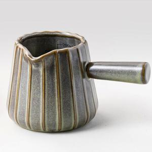 Espresso Cups Ceramic, 200ML Espresso Measuring Cup with Spout, Espresso Shots Cups with Handle, Espresso Accessories, Dark Green