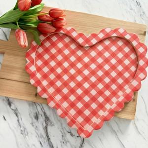 Qinyoung 13.4"x11.8" Large Valentine's Day Heart Platter Wooden Heart Shape Tray Pink White Plaid Platter Valentines Wedding Charcuterie Board Wood Table Decor for Snack Cake Fruit Display Home Office