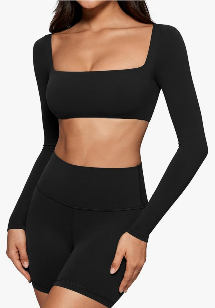 Womens Square Neck Long Sleeve Crop Top Workout Athletic Yoga Basic Tee Bandeau Fitted T-Shirt with Built in Bra (XS, Black)