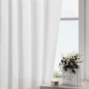 White Curtain 50x50