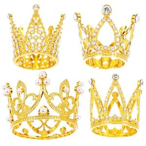 4 Pcs Crown Cake Topper, Gold Mini Birthday Crown Crystal Pearl Vintage Small Tiara Baby Princess Kueen Cake Crowns for Flower Arrangements Birthday Wedding Party Decor (Gold)
