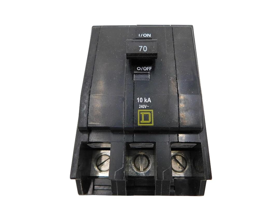 Square D Bolt On Circuit Breaker, 70 Amps, Number of Poles: 3, 240VAC AC Voltage Rating - QOB370