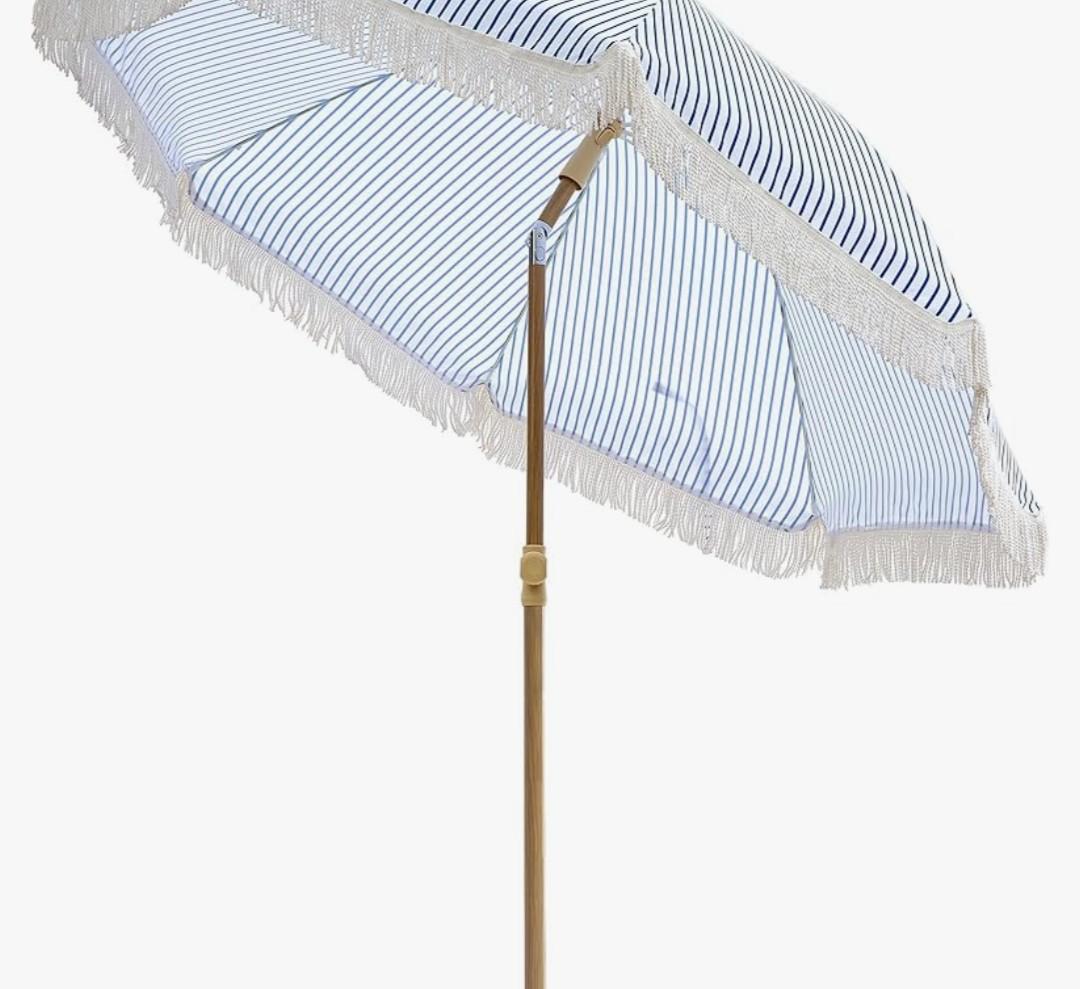Patio Umbrella with UPF 50+ Protection, 8 Ribs, Push Button Tilt - Versatile Outdoor Shade for Garden, Courtyard, and Beach