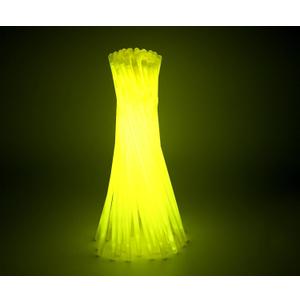 TGXRZX Glow Stick 100PCS, 7.9, Glow stick bracelet, Glow necklace, use in the dark to make it glow, suitable for concerts, Halloween, Christmas, football parties, birthday party supplies. (Yellow)