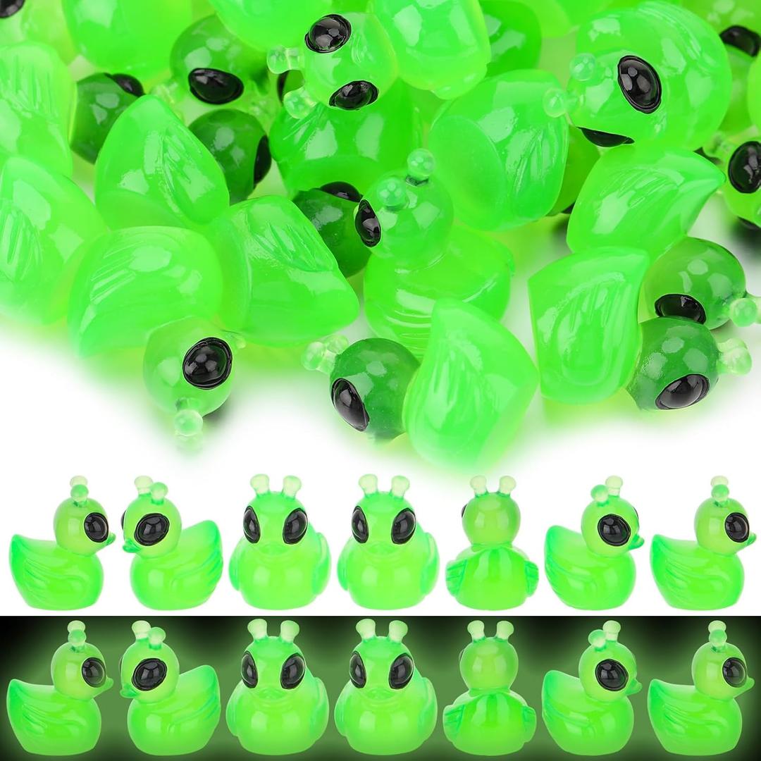 100 Pcs Mini Alien Duck Figures Glow in The Dark Tiny Aliens Ducks Mini Funny UFO Sci-fi Resin Duck for Space Party Favors Dashboard Desk Decor (Luminous Green)