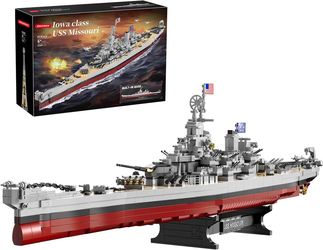 Military Series World War II Battleship Building Kit, 2228 Pieces USS Missouri Compatible with Lego Military Army Set for Adults WW2, Toy Gift Boat Building Block for Teens Kids 8-12 Model Home Decor