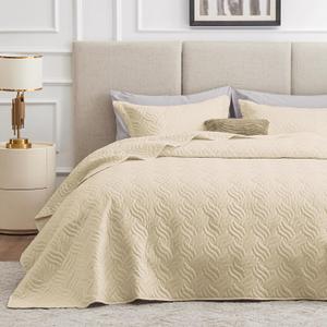 Love's cabin California King Size Quilt Bedding Set Camel Bedspread - Cal King Summer Lightweight Bedspread Comforter - Wave Pattern Coverlet for All Season - 3 Pieces (1 Quilt, 2 Pillow Shams)