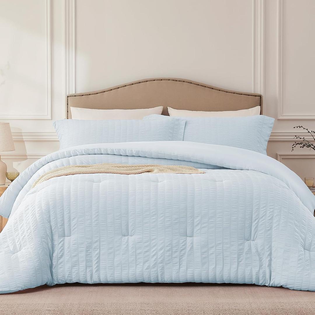 Quataly SkyBlue Queen Comforter Set - 3 Pieces Seersucker Lightweight Bedding Comforter Sets (1 Soft Fluffy Comforter & 2 Pillowcases) - All Seasons Cozy Modern Bed Sets