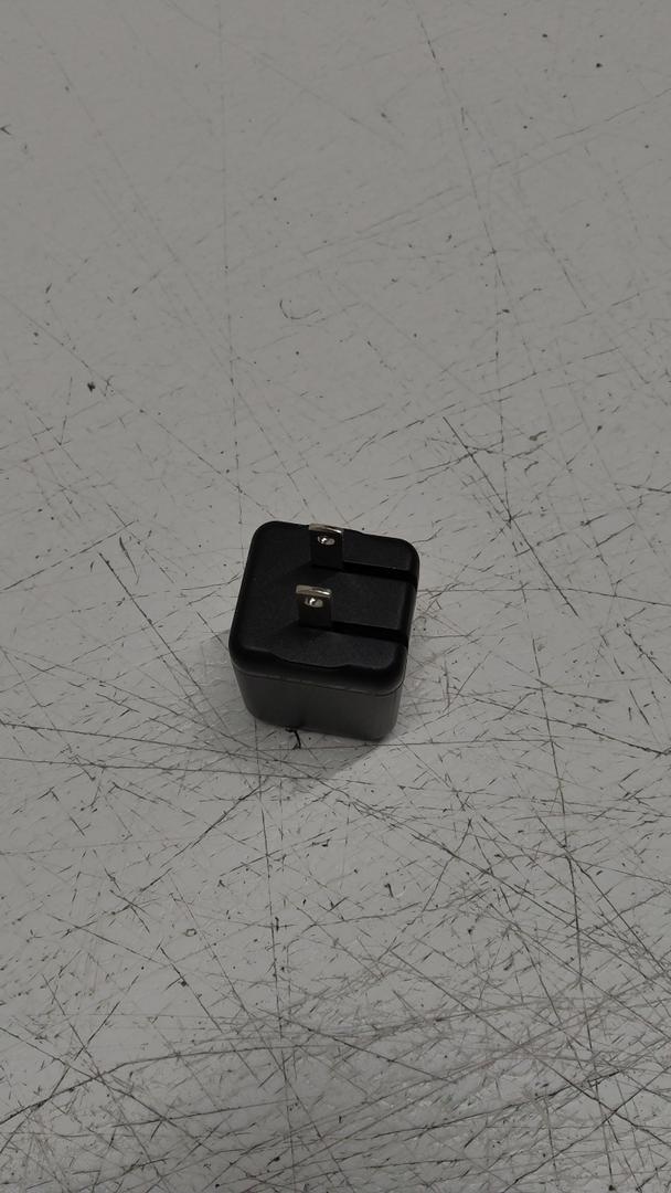 GZR WALL USB C 30W PD & USB 2.4A