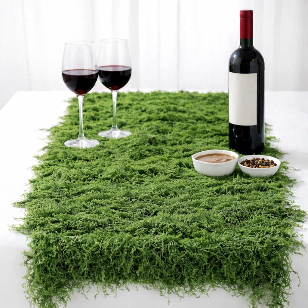 1 Pcs Fake Moss Table Runner for Crafts 19.68×78.74inch Artificial Moss Sheet Roll Waterproof Carpet Blanket for Wall Roof Garden Wedding Birthday Party Table Decoration