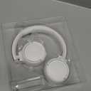 JBL Tune 510BT - Bluetooth headphones with up to 40 hours battery, microphone for call, foldable and comfortable, Android and iOs compatible (White)