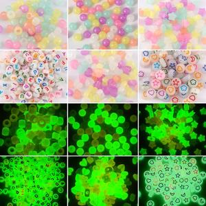 700Pc Luminous Letter Glow in The Dark Barrel Pony Beads UV Acrylic Star Heart Beads for Women Bracelet Earring Jewelry Making (3-24mm)