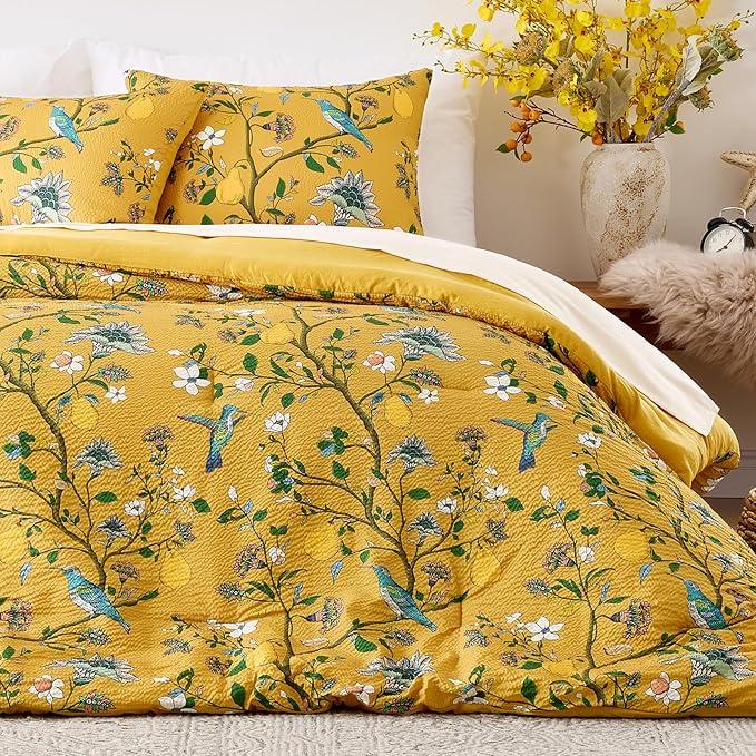 MUSSEL Yellow Bedding Queen Comforter Set 3 Pieces,Vintage Botanical Floral Pattern Bed Comforter Sets, Boho Whimsical Modern Printed Design Cute Seersucker Bedroom Comforter and Shams