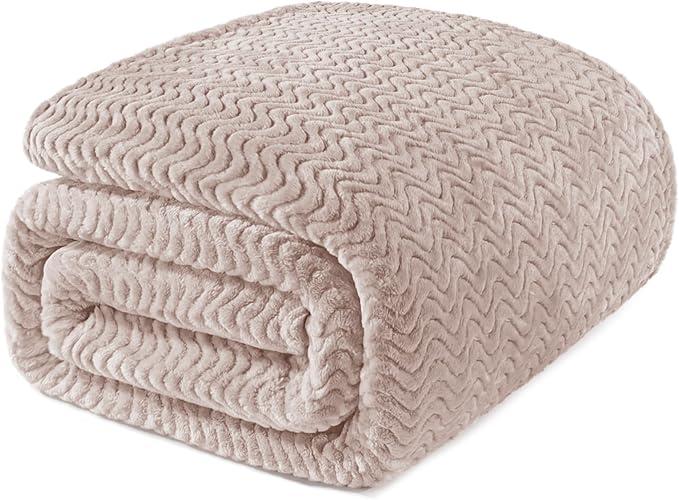 Exclusivo Mezcla Soft Fleece Blanket King Size, Cozy Lightweight Blankets with Decorative Wave Textured Suitable for All Season Use, Camel, 90x104 Inches