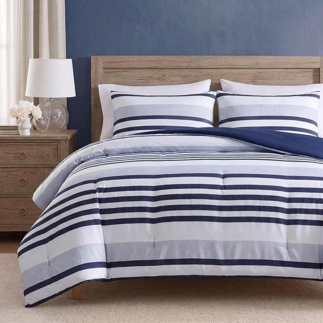 Nautica - Queen Size Comforter Set with Matching Sham
Soft and Cozy, All-Season Comfort, Lightweight Warmth, Bedroom Layering, Easy Care, Everyday Bedding Essential