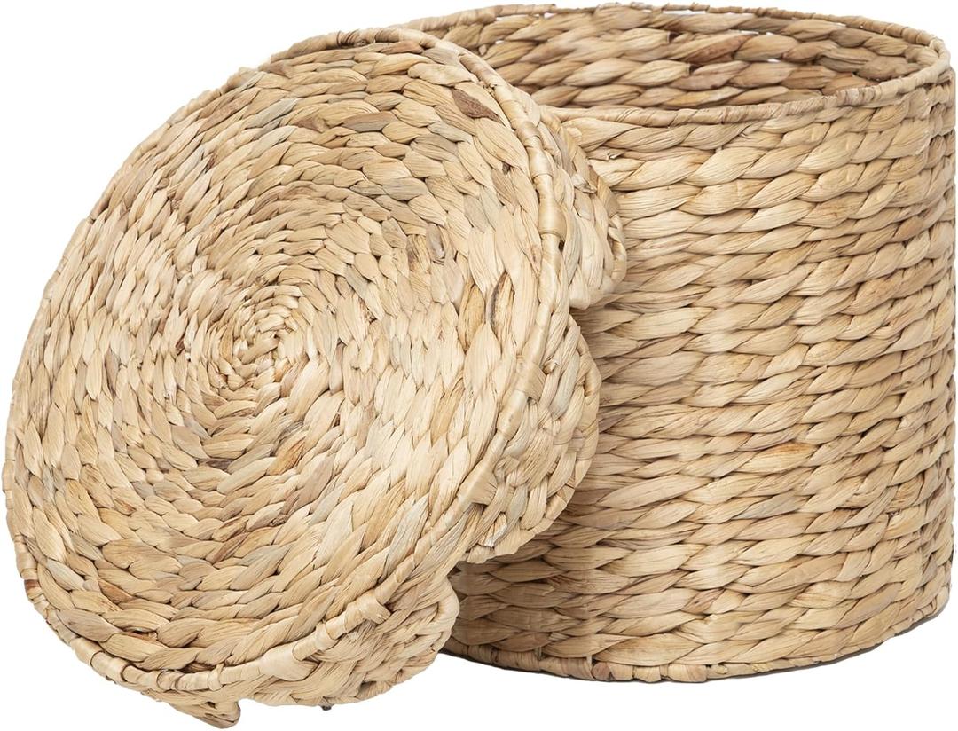 Round Wicker Laundry Hamper with Lid, Natural Water Hyacinth Woven scalloped basket, Space-Saving for Dirty Clothes - Bedroom & Bathroom (Small)