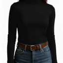Women's Turtleneck Long Sleeve Shirts Slim Fitted Based Thermal Underwear Lightweight Active Shirt Fall Clothes 2025 (Medium, Black)