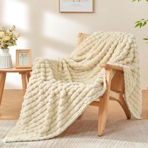 BEDELITE Beige Throw Blanket for Couch and Bed- Super Soft and Warm 3D Checkered Fluffy Fuzzy Fleece Blanket, Luxurious Plush Cozy Blanket for Room Decor Spring, 50x60 inches