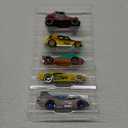 Hot Wheels Color Shifters Toy Cars 5-Pack, Set of 5 1:64 Scale Vehicles that Change Color in Cold or Warm Water (Styles May Vary)