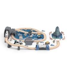 82 Pcs Wooden Train Set for Toddlers, Magnetic Train with Track for Kids Ages 3-6, Compatiable with Major Brands, Space Railway Playset Gifts for Boys and Girls Ages 3+