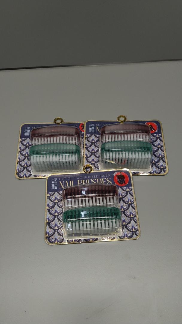 ARETE & ATHENE Set of 6 Nail Brushes