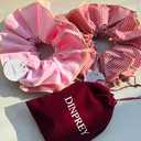 2 Pieces Large Lattice Ruffles Lace Plaid Hair Scrunchies for Women girls, oversized lace plaid hair ties ponytail Jumbo thick curly hairs bun (Pink Red)
