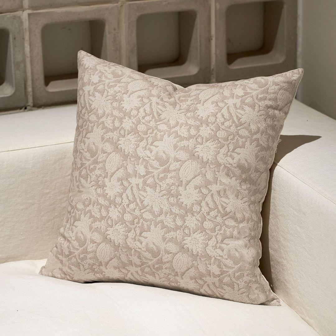 Amor Virisso Throw Pillow Covers 20x20 Floral Pillow Covers Block Print Farmhouse Neutral Pillow Covers Decorative Accent Throw Pillows for Couch Bed Living Room Sofa Pillows 1PC, Cream Oatmeal