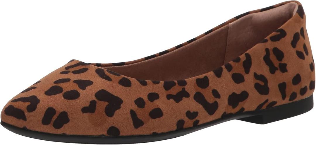 Amazon Essentials Women's Pointed-Toe Ballet Flats (13 Wide, Brown Leopard)